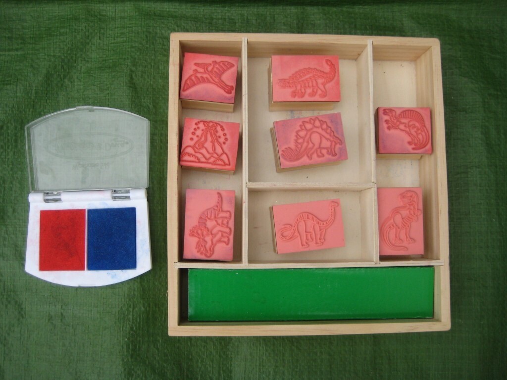 Melissa and Doug Dinosaur Stamp Set for 